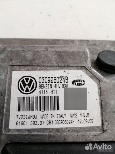 Блок управления двигателем Skoda Fabia 2 5J5 BXW