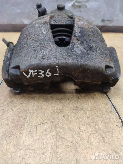 Суппорт передний правый Opel Astra H Z16XE