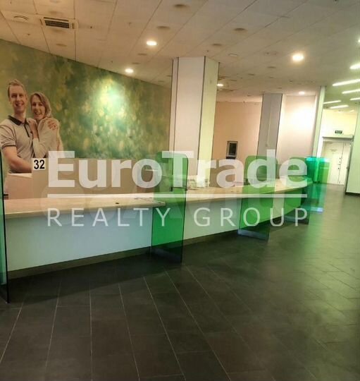 Сдам торговое помещение, 714 м²