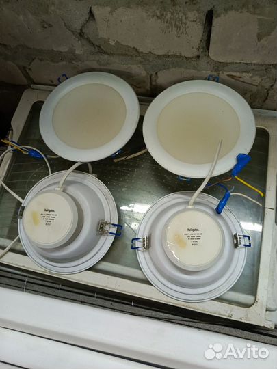 Светильник потолочный встраиваемый