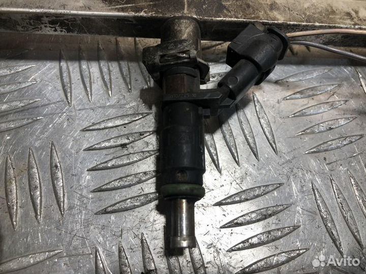 Форсунка двигателя Ml 164