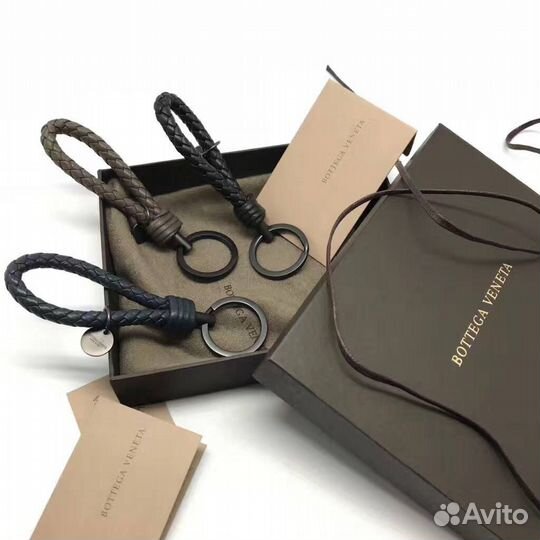 Брелок Bottega Veneta