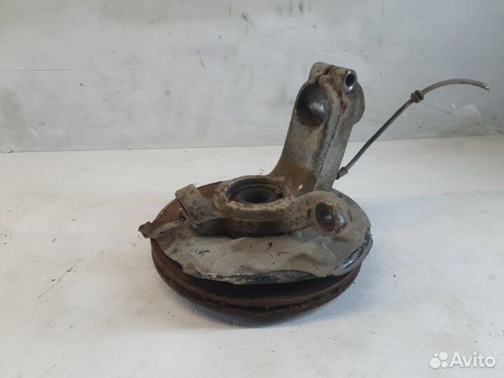 Поворотный кулак передний правый Volkswagen Polo 5