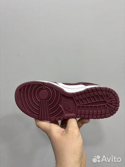 Кроссовки nike женские