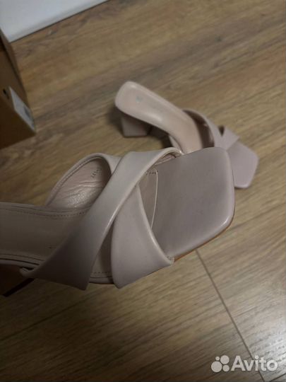 Мюли бежевые на каблуке 38 размер videya