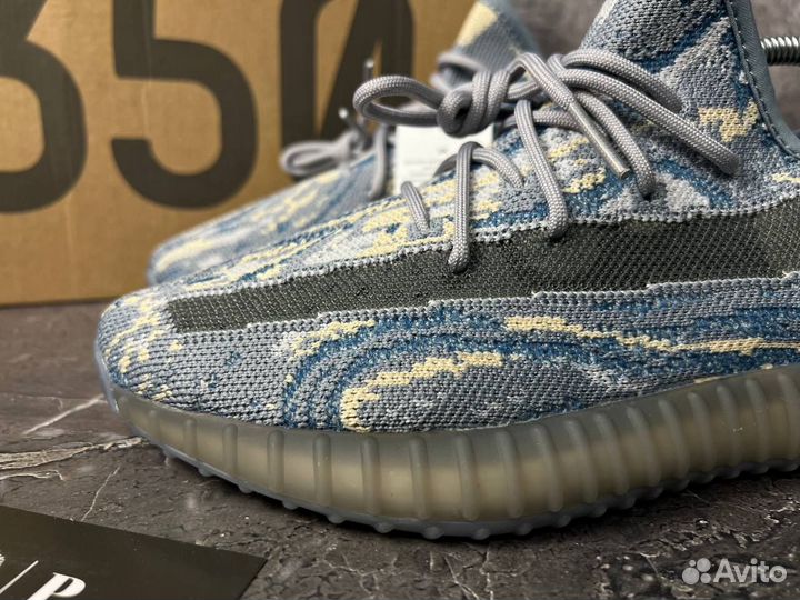 Кроссовки Adidas Yeezy Boost 350 v2
