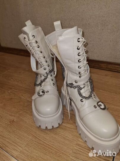 Ботинки новые