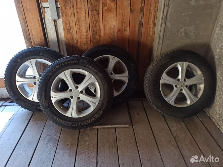 Michelin X-Ice North 4 225/65 R17 106