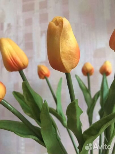 Интерьерные цветы тюльпаны (букет 9 штук)