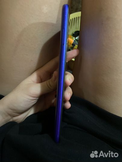 Xiaomi Mi 9, 8/64 ГБ