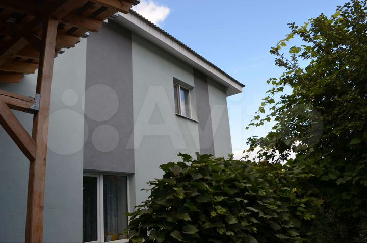 Дом 160,7 м² на участке 10 сот.