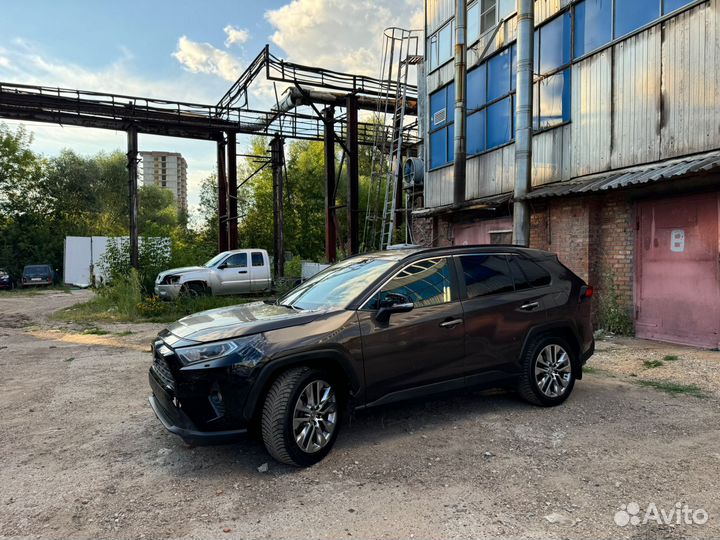 Toyota RAV4 2.5 AT, 2020, битый, 87 000 км