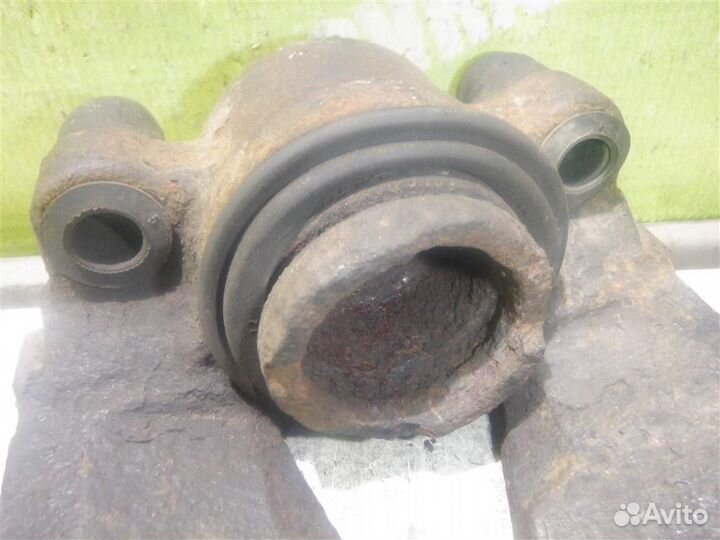 Суппорт передний левый Опель Вектра Б