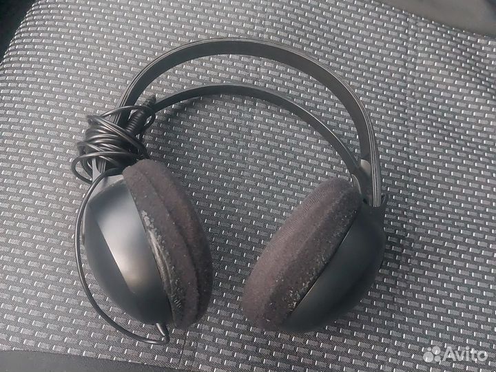 Проводные наушники Pnilips)