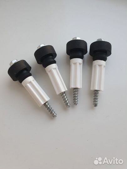 Транспортировочные болты для стиральной машины