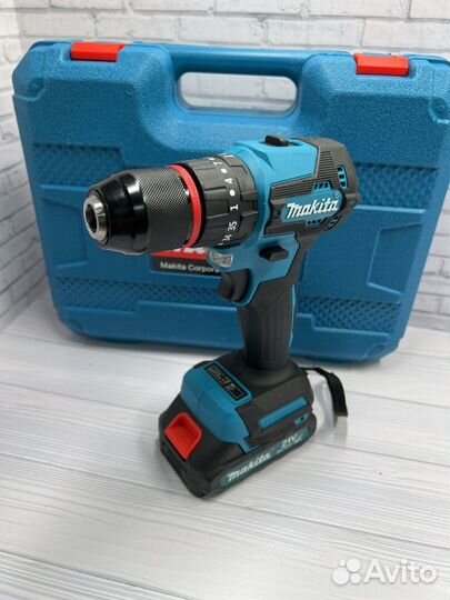 Шуруповерт makita бесщеточный 18V 13mm(1/2