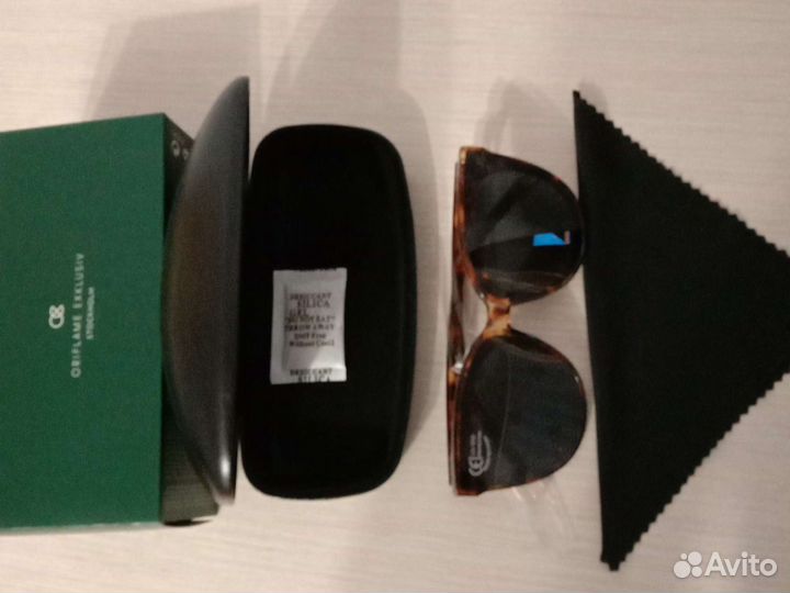 Солнцезащитные очки женские новые