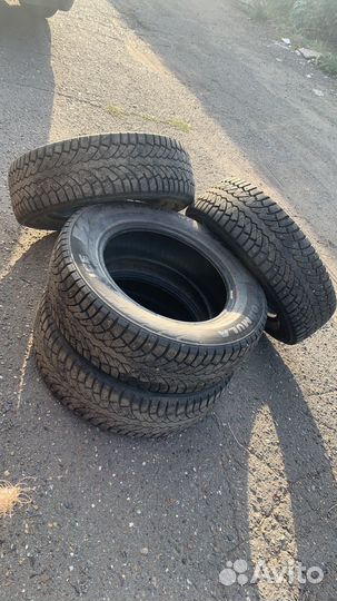 Pirelli Formula Ice 225/65 R17