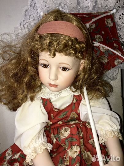 Кукла Karen с зонтиком от Gloria Livy