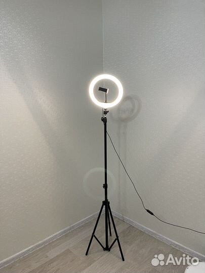 Кольцевая лампа для селфи