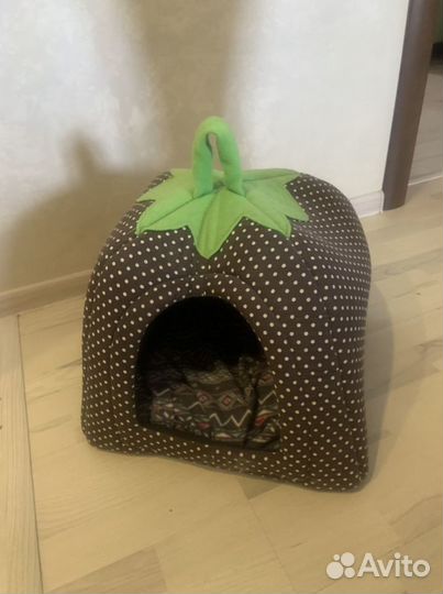 Домик для кошек и собак 