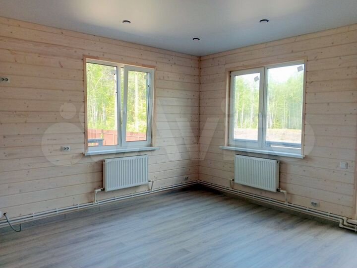 Дом 136 м² на участке 8 сот.