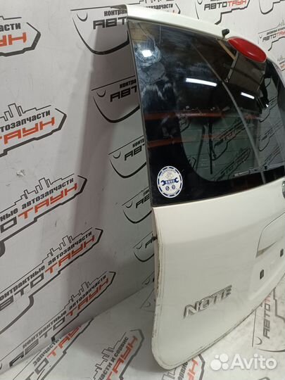 Дверь задняя nissan note E11 NE11 ZE11 K01001U6AM белый, QX1 KA9506