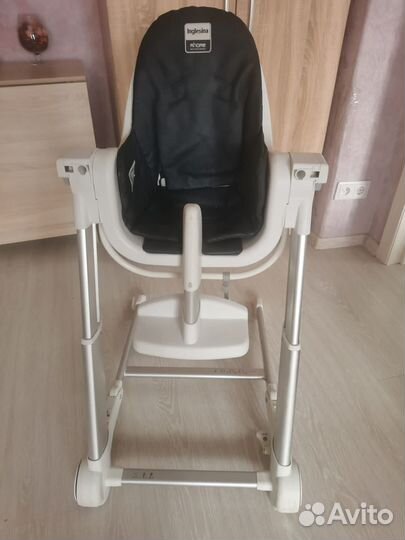 Стульчик для кормления inglesina
