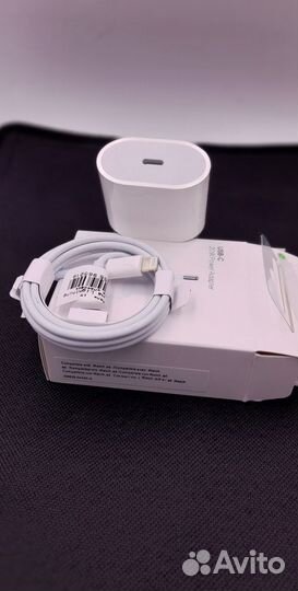 Зарядка Айфон