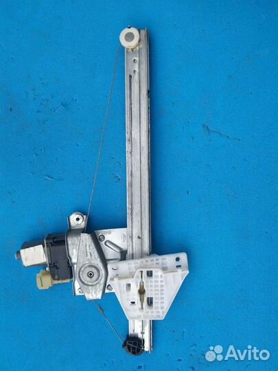 Стеклоподъёмник Форд Куга задний левый