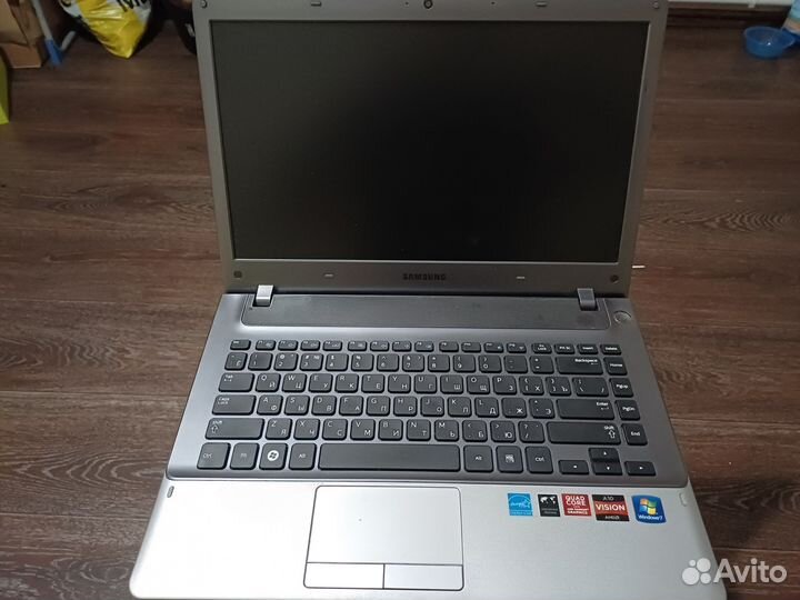 Samsung np355v4c