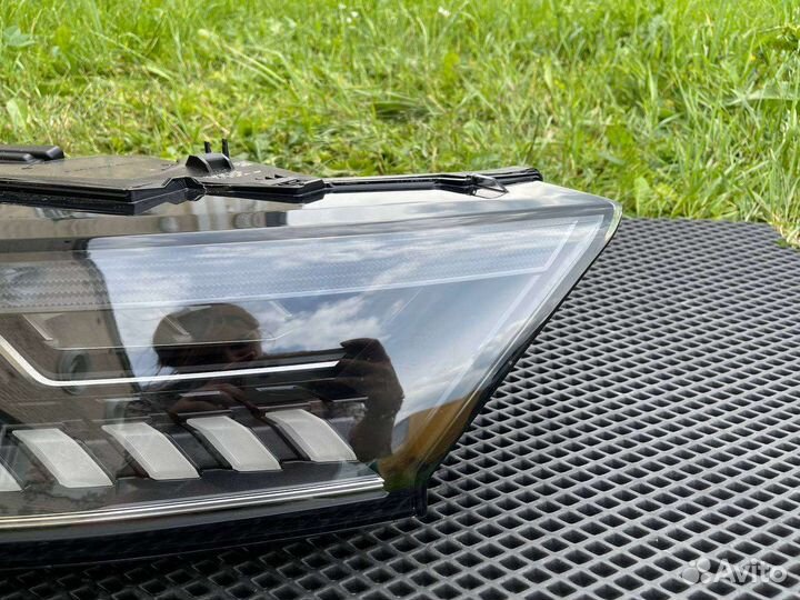 Audi Q7 4m рестайлинг фара матричная правая