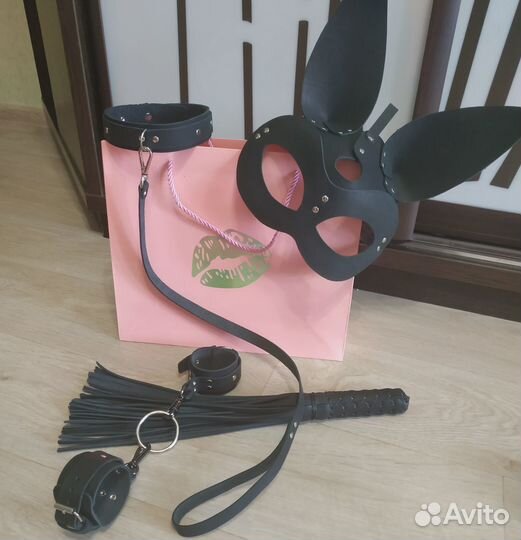 Комплект наручники ошейник маска плетка