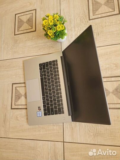 Новый Ryzen 5-5500. Металл. IPS/8GB/256SSD/15,6