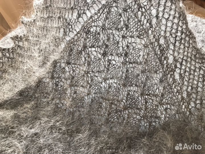 Пуховый платок (шаль)