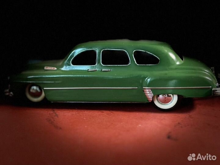 Машинка на пульте СССР газ 12 зим