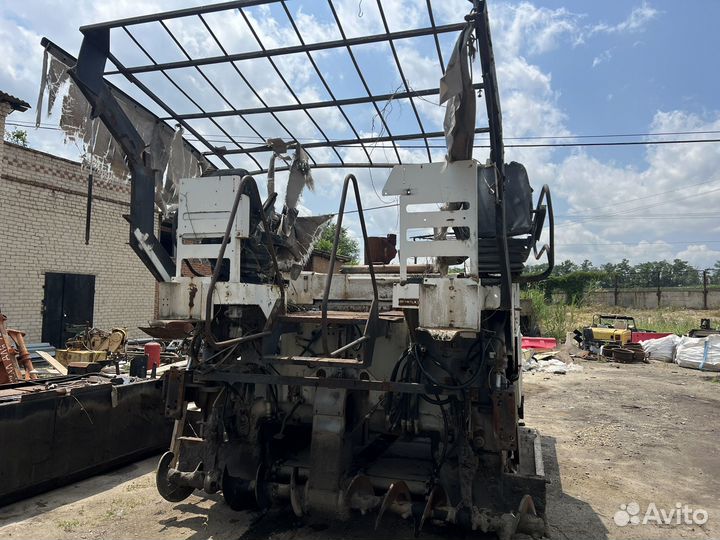 Асфальтобетоноукладчик ABG Titan 325, 2000