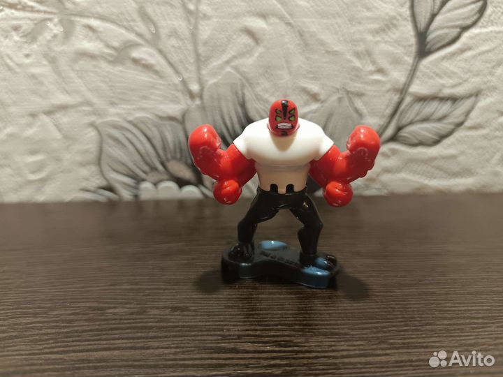 Игрушки из киндера