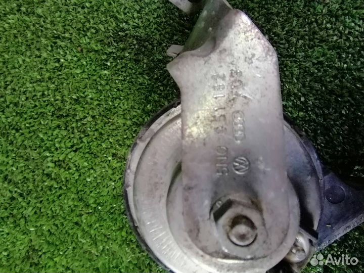 Сигнал звуковой Volkswagen Tiguan 4Motion cbab