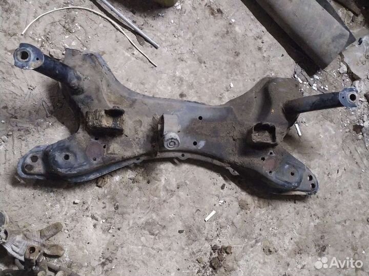 Подрамник Джили мк