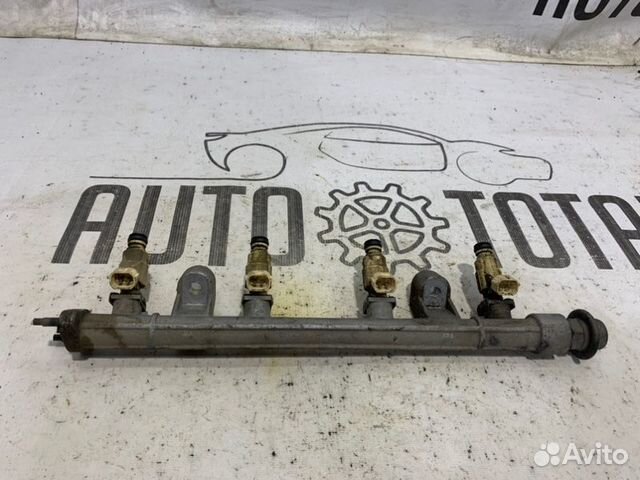 Рампа с форсунками Hyundai Elantra XD G4GC 2005