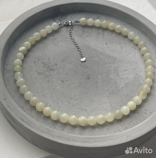 Украшение на шею