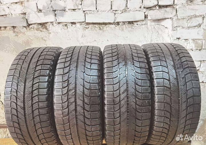 Michelin X-Ice XI2 215/45 R17 97V