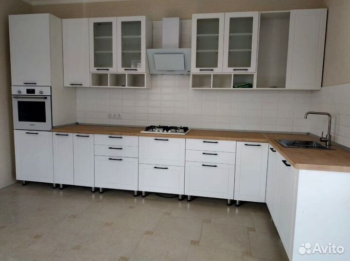 Кухня белая угловая модульная новая