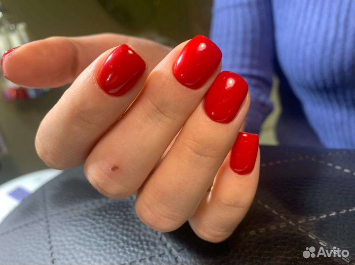 Покрытие ногтей на руках гель-лаком