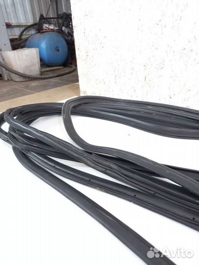 Уплотнительные резинки Mitsubishi Lancer 10