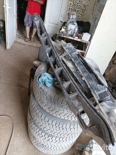 Амортизатор бампера передняя мерседес купе w217