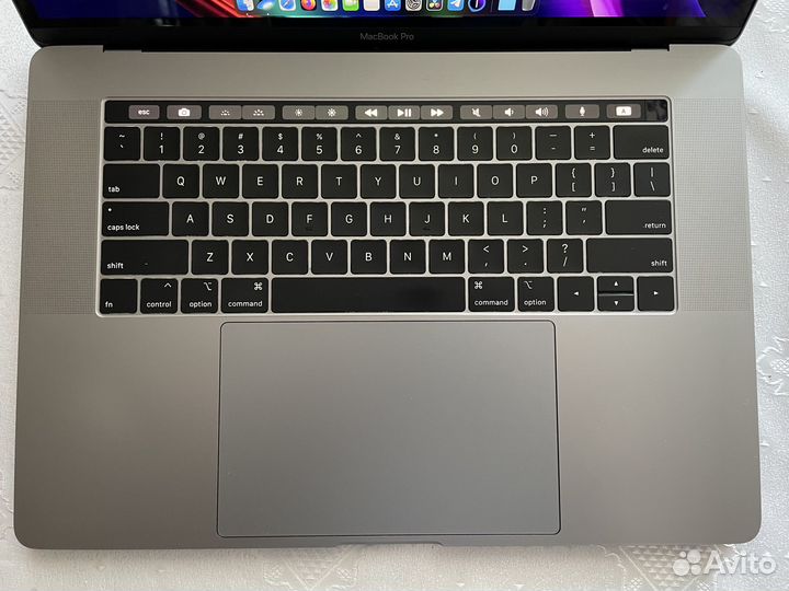 Apple MacBook Pro 15 2018 16/256 гб