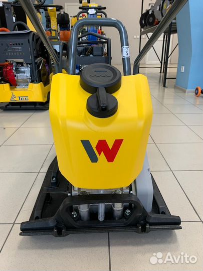 Бензиновая виброплита Wacker Neuson BPS 1550 Aw