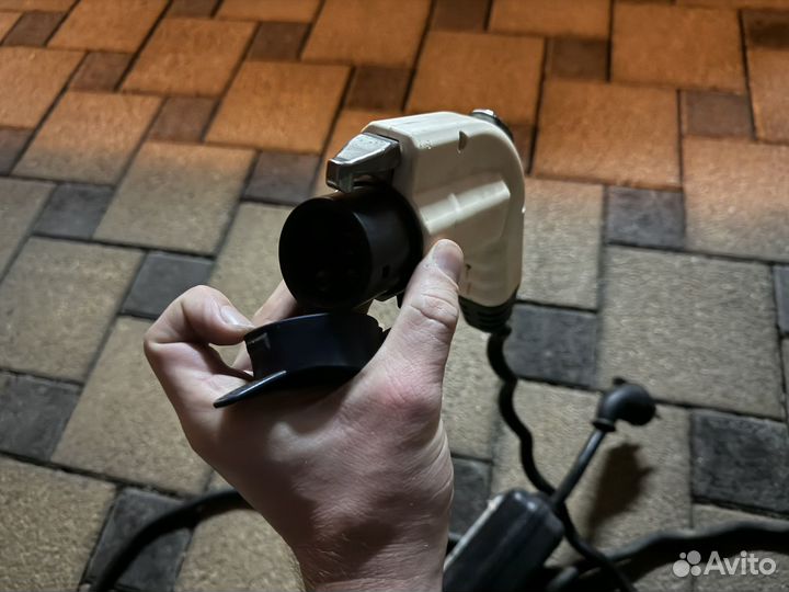 Зарядка ориг для nissan leaf